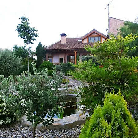 Bed and Breakfast El Capricho De Los Montes